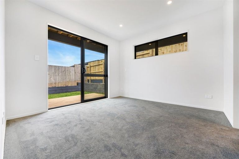Photo of property in 11 Whale Bay Rise, Gulf Harbour, Whangaparaoa, 0930