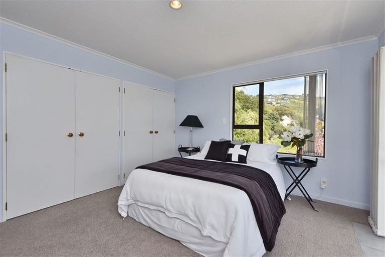 Photo of property in 122 Mccormacks Bay Road, Redcliffs, Christchurch, 8081