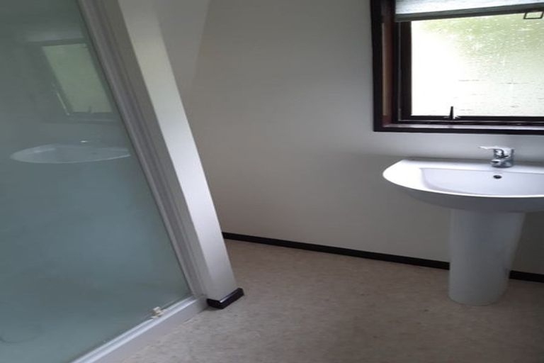 Photo of property in 11b Chevron Place, Ilam, Christchurch, 8041