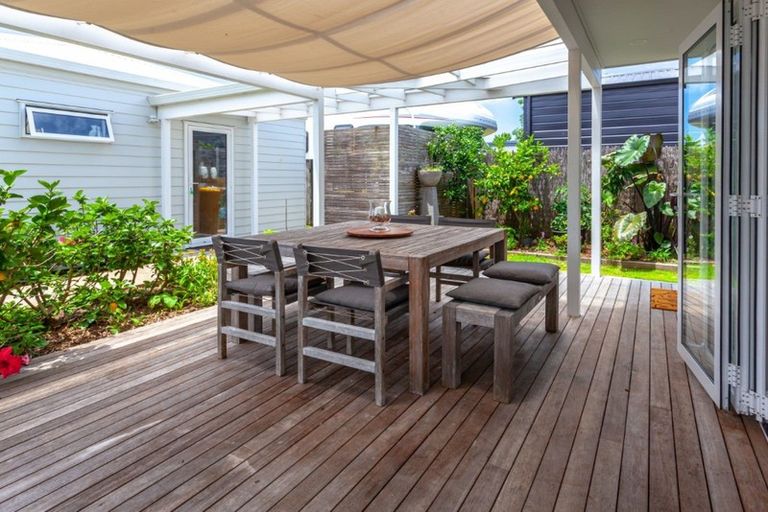 Photo of property in 107 Riverview Road, Whangamata, 3620