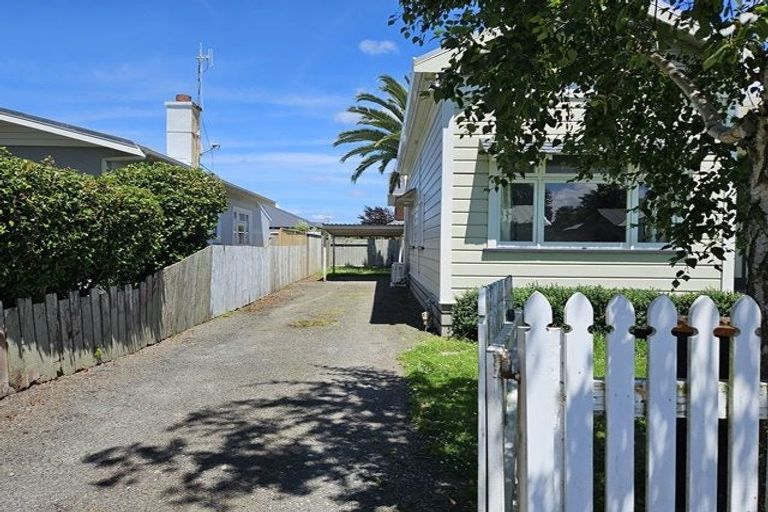 Photo of property in 22 Ngaio Street, West End, Palmerston North, 4412