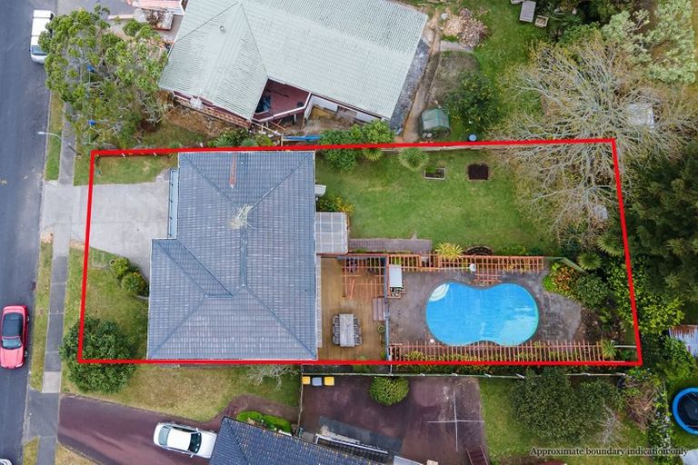 Photo of property in 6 Ravenwood Drive, Forrest Hill, Auckland, 0620