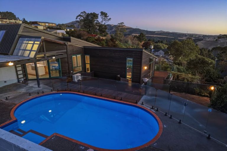 Photo of property in 168 Dyers Pass Road, Cashmere, Christchurch, 8022