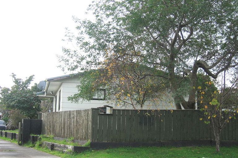 Photo of property in 123 Makarini Street, Paraparaumu, 5032