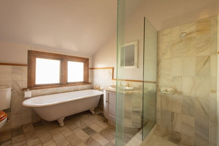 Photo of property in 30 Hobson Street, Thorndon, Wellington, 6011