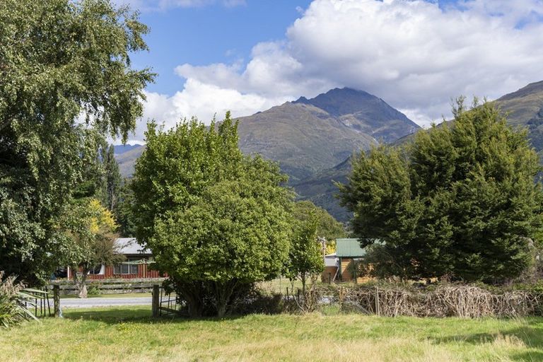Photo of property in 28 Kiwi Street, Makarora, Wanaka, 9382
