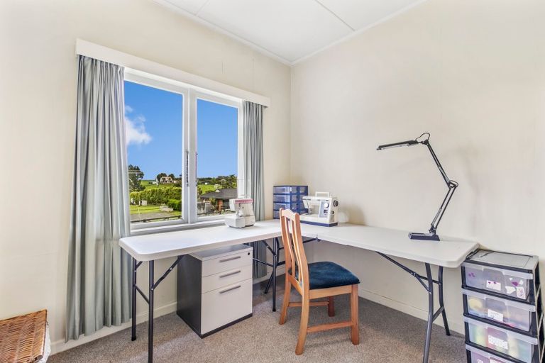 Photo of property in 33 Needham Road, Paerata, Drury, 2578