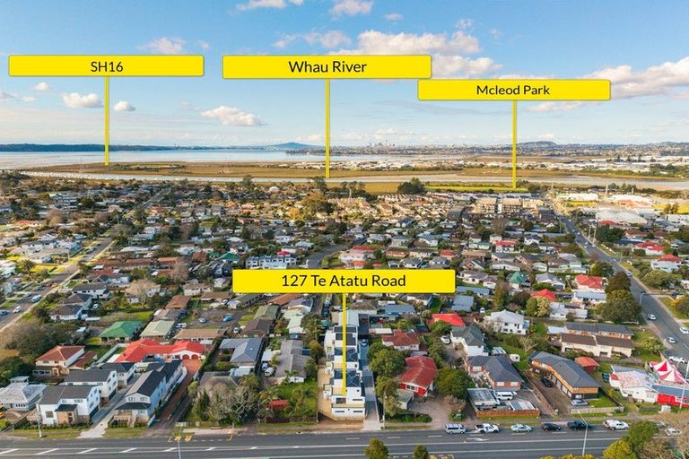 Photo of property in 127a Te Atatu Road, Te Atatu South, Auckland, 0610