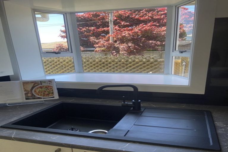 Photo of property in 44 Bevington Street, Avonhead, Christchurch, 8042