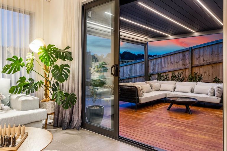 Photo of property in 7 Balthazar Road, Kumeu, 0810