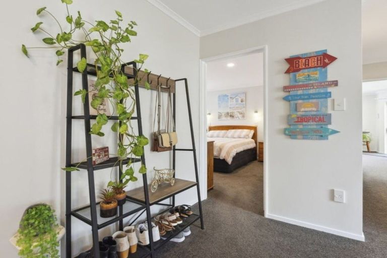 Photo of property in 2/492 Otumoetai Road, Otumoetai, Tauranga, 3110