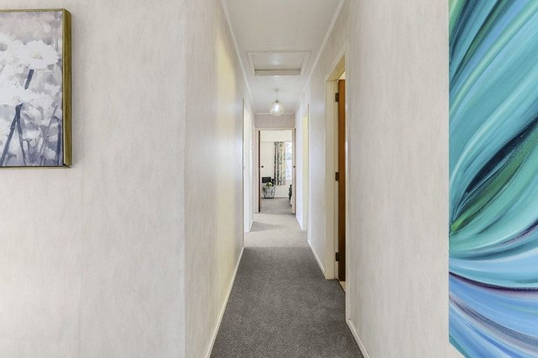 Photo of property in 7 Silby Street, Waitara, 4320