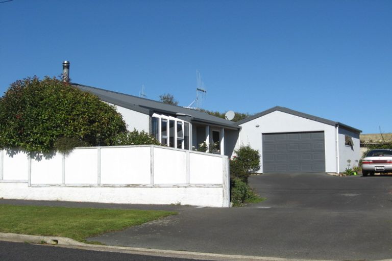 Photo of property in 2 Mckinlay Road, Abbotsford, Dunedin, 9018
