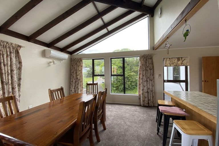 Photo of property in 2a Karamu Street, Ngaio, Wellington, 6035