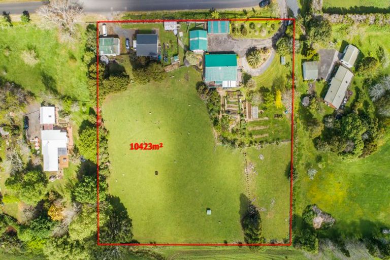 Photo of property in 33 Needham Road, Paerata, Drury, 2578