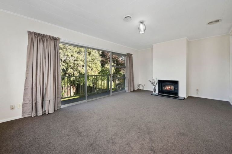 Photo of property in 8 Dawn Grove, Brown Owl, Upper Hutt, 5018