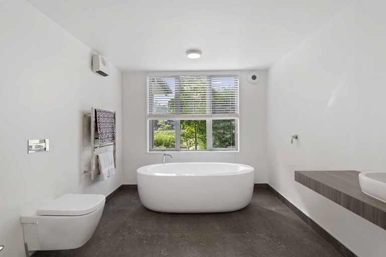 Photo of property in 92 Manse Road, Leeston, 7632