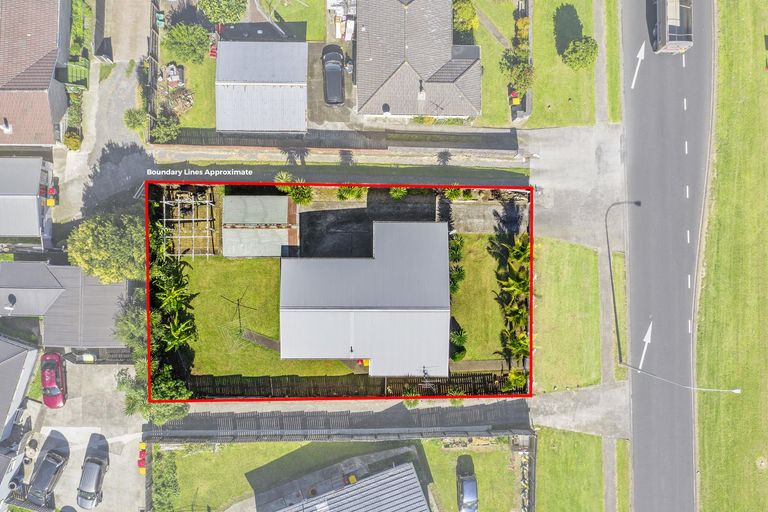 Photo of property in 328 Roscommon Road, Clendon Park, Auckland, 2103