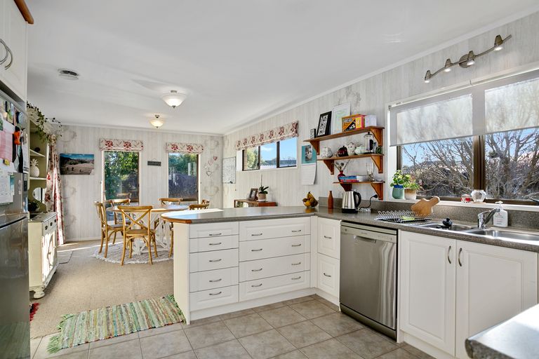 Photo of property in 273 Lamb Street, Leamington, Cambridge, 3432