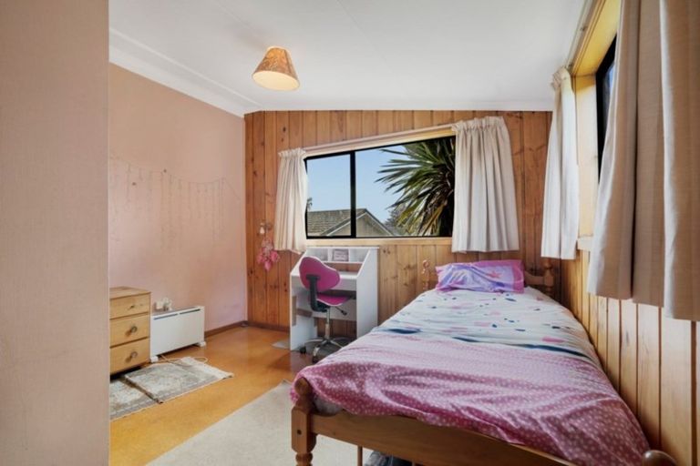 Photo of property in 27 Beacon Point Road, Wanaka, 9305