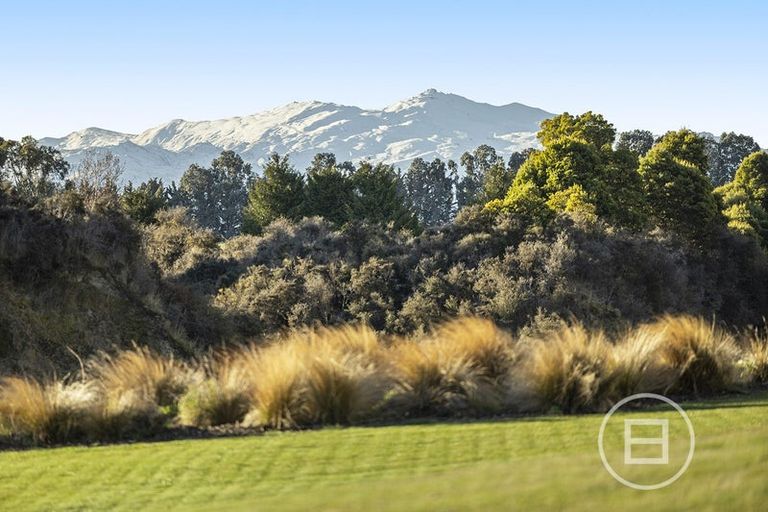 Photo of property in 5 Summerfield Place, Drift Bay, Queenstown, 9371