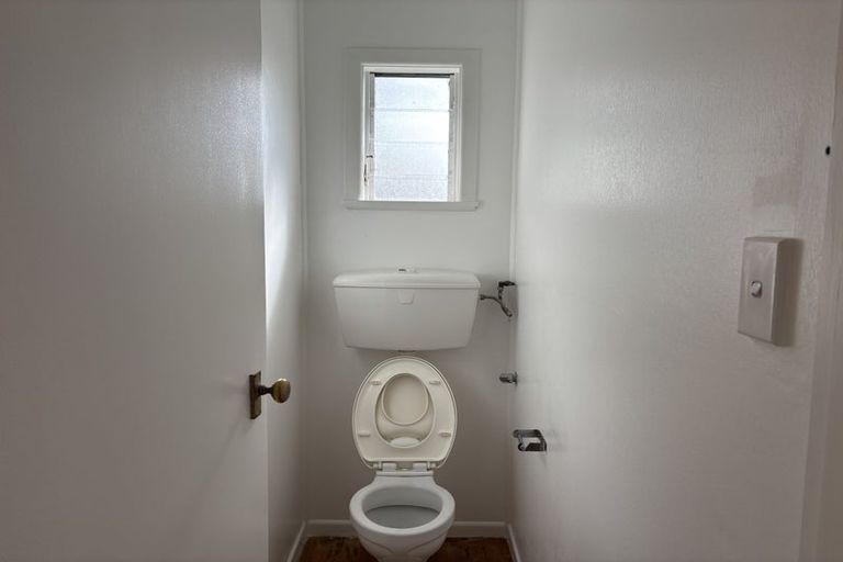 Photo of property in 63 Glamorgan Drive, Torbay, Auckland, 0630
