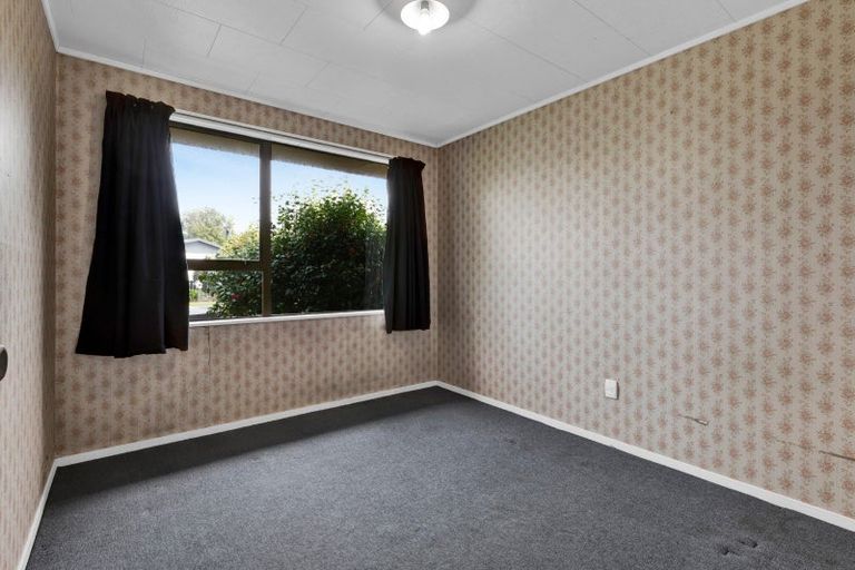 Photo of property in 5 Tawari Street, Inglewood, 4330