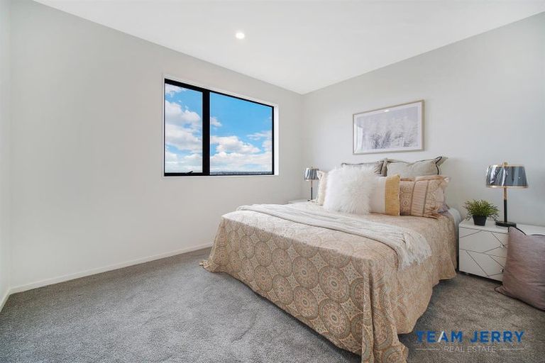 Photo of property in 1 Archibald Lane, Opaheke, Papakura, 2113