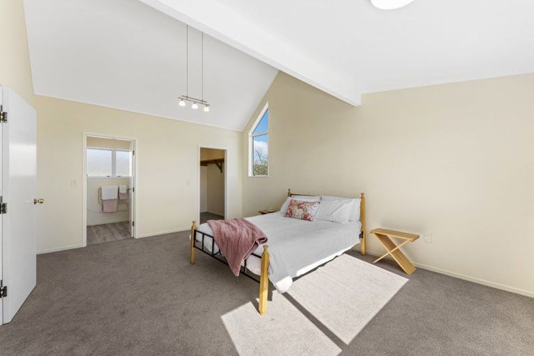 Photo of property in 18 Kitchener Street, Te Horo Beach, Otaki, 5581