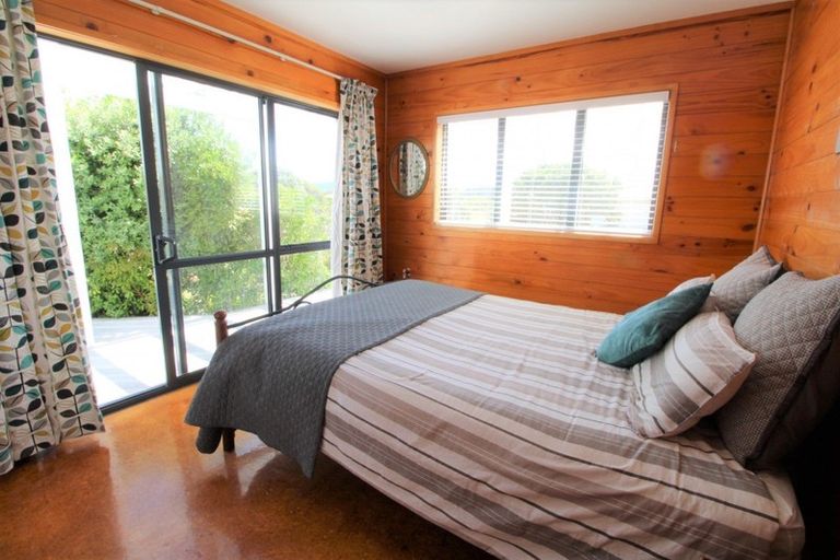 Photo of property in 550 Matarangi Drive, Matarangi, Whitianga, 3592
