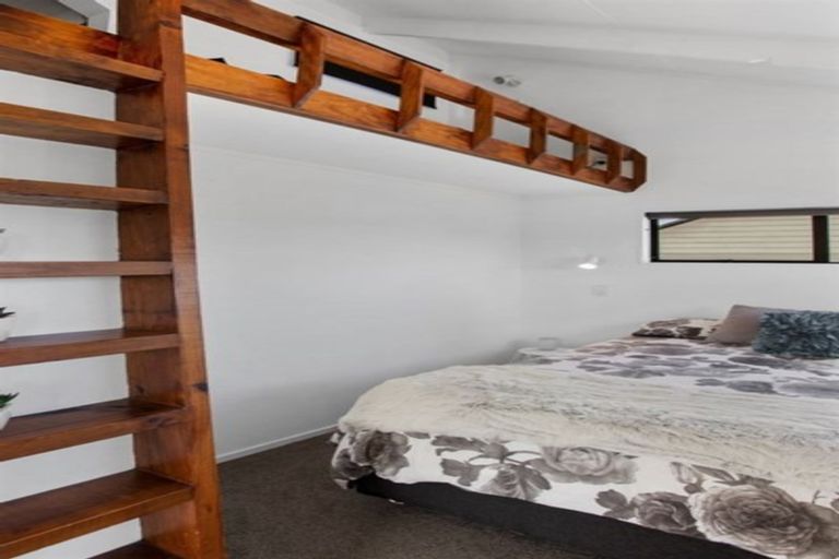 Photo of property in 7 Coronation Row, Pauanui, Hikuai, 3579