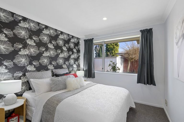 Photo of property in 4/335 Main South Road, Hornby, Christchurch, 8042