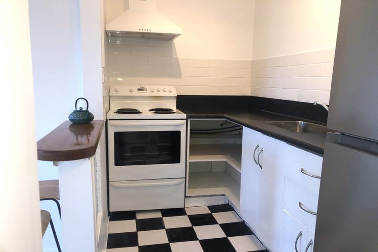 Photo of property in 113 Duncan Terrace, Kilbirnie, Wellington, 6022