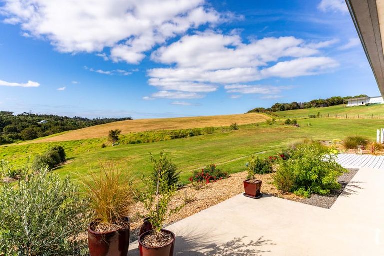 Photo of property in 80a Daniel Parade, Mangawhai, 0975