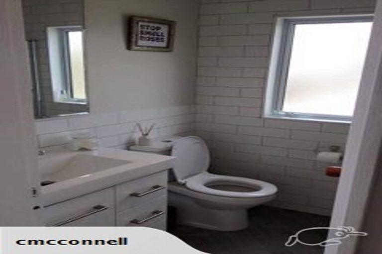 Photo of property in 8a Tarawera Road, Johnsonville, Wellington, 6037