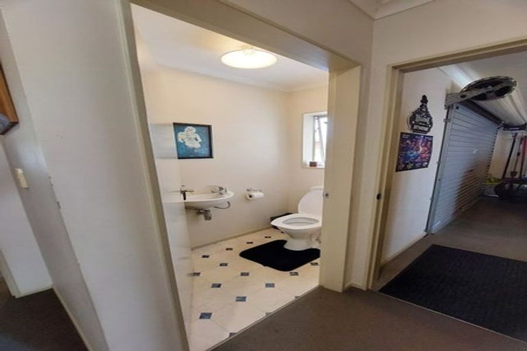 Photo of property in 42a Queenwood Road, Levin, 5510