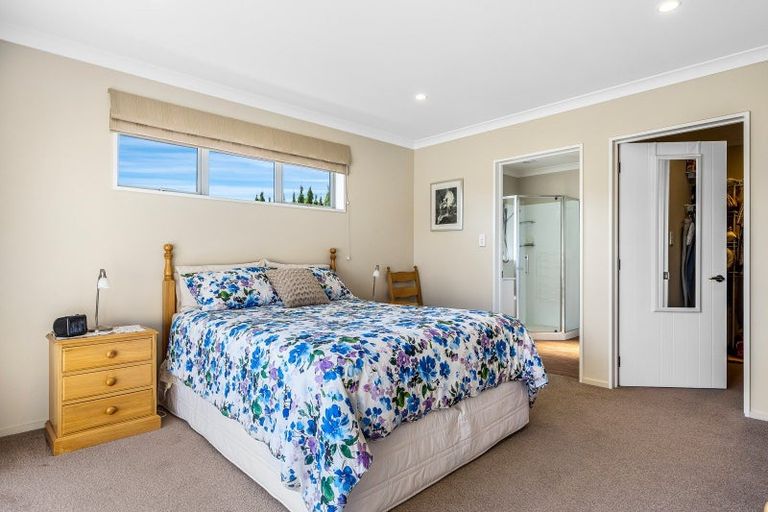 Photo of property in 17 Awa Place, Rangiora, 7400