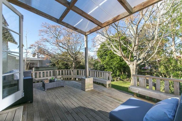 Photo of property in 7a Wattle Street, New Lynn, Auckland, 0600