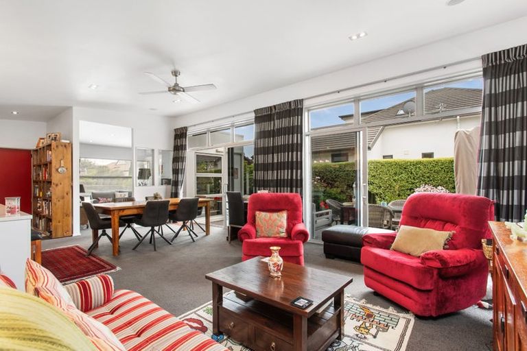 Photo of property in 6 Brookfield Drive, Northwood, Christchurch, 8051