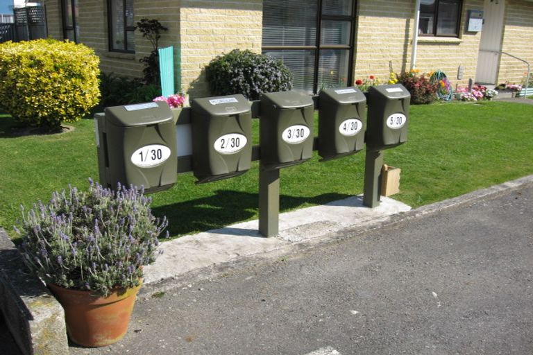 Photo of property in 5/30 Leighton Avenue, Waiwhetu, Lower Hutt, 5010