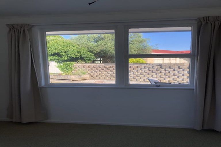 Photo of property in 19 Kingsley Street, St Andrews, Hamilton, 3200