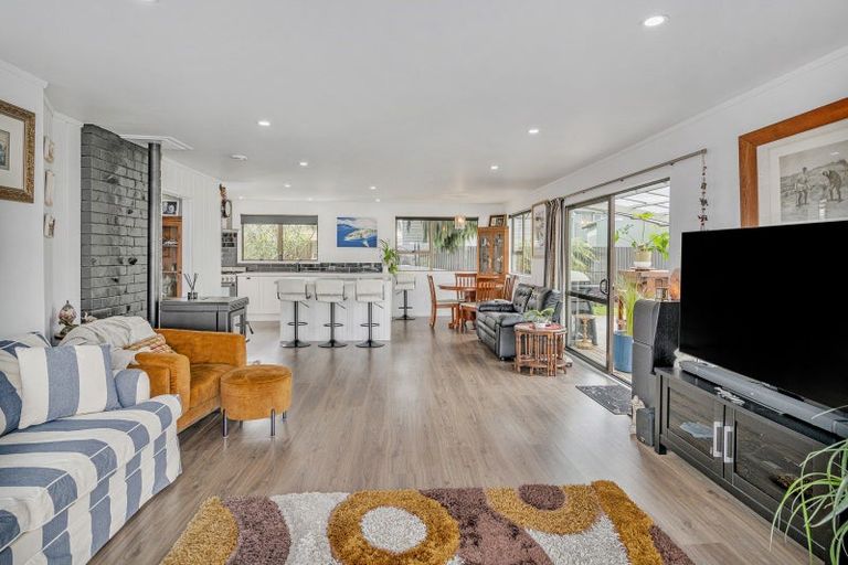 Photo of property in 145 Robinson Road, Whitianga, 3510