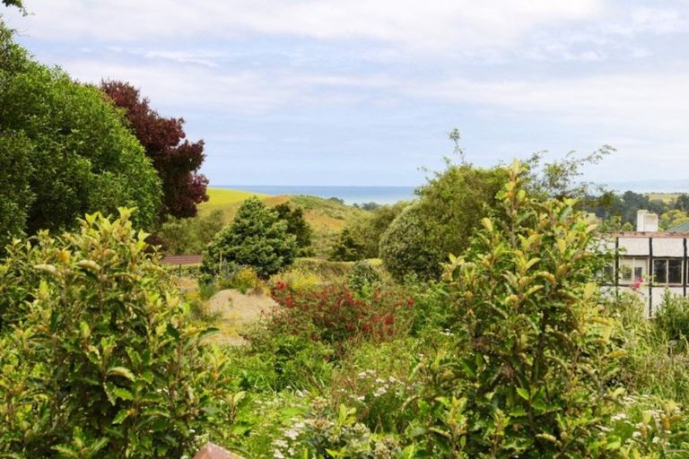 Photo of property in 2 Maude Street, South Hill, Oamaru, 9400