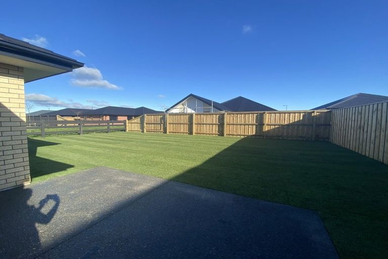 Photo of property in 22 Te Kanawa Lane, Rolleston, 7615