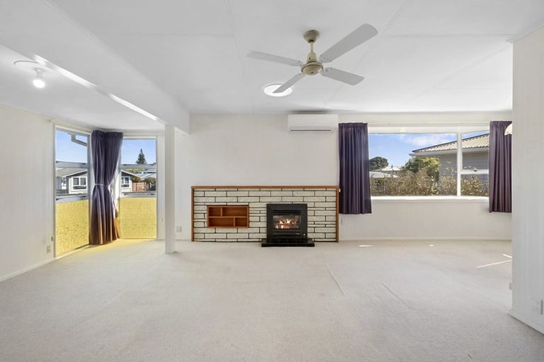 Photo of property in 50 Rosendale Avenue, Spotswood, New Plymouth, 4310