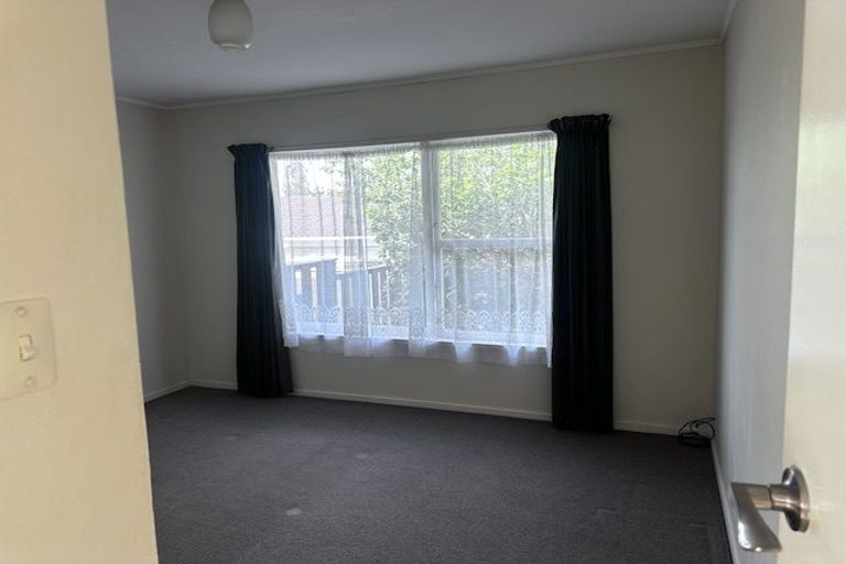 Photo of property in 28b Pegler Drive, Howick, Auckland, 2014