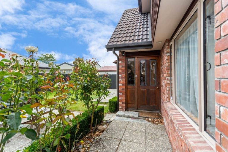 Photo of property in 2/48 Colwyn Street, Bryndwr, Christchurch, 8053