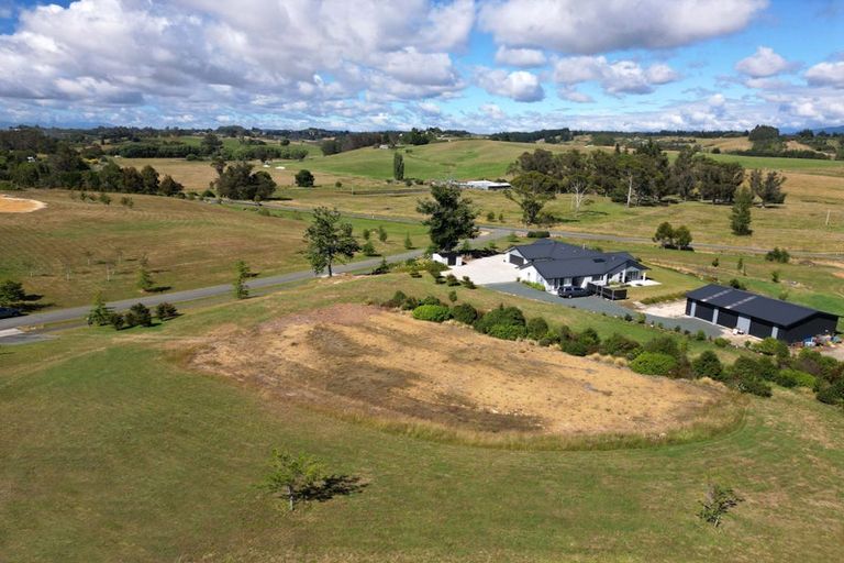 Photo of property in 17 Deck Road, Tasman, 7173