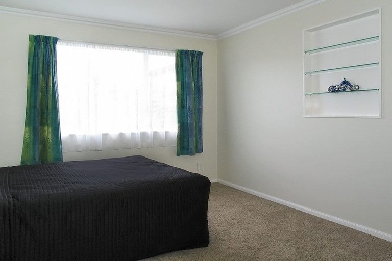 Photo of property in 74 Leeward Drive, Whitby, Porirua, 5024