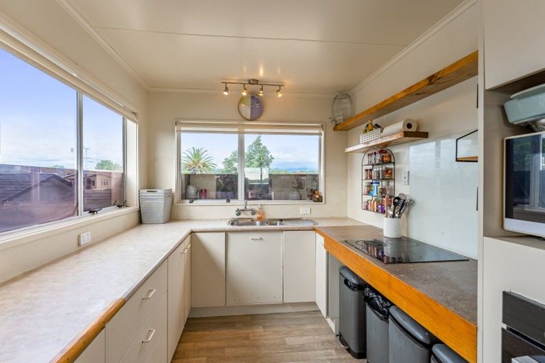 Photo of property in 21 Manga-pirau Street, Waikawa Beach, Manakau, 5573